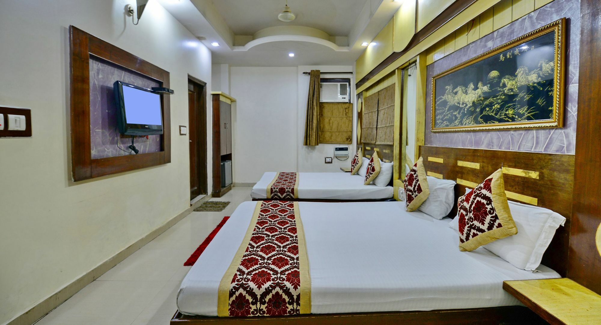 Sai Dham International 2*